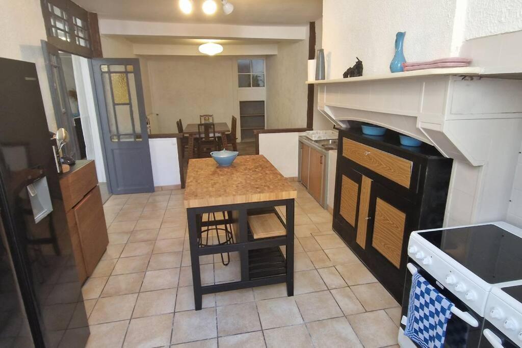 Chambre Dans Maison De Ville - 2 Personnes Oloron-Sainte-Marie Dış mekan fotoğraf